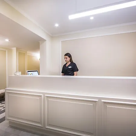 - Liburnia Hotel