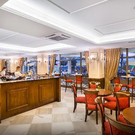 Hotel - Liburnia 4*