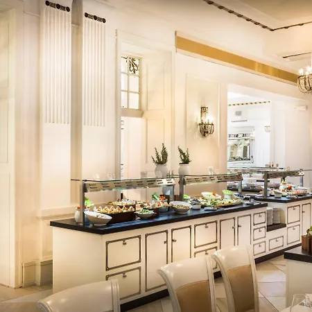 - By Liburnia & Abbázia