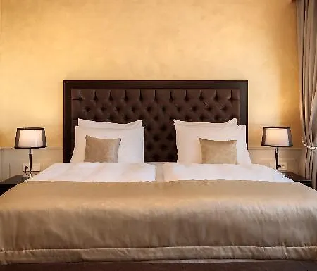 - By Liburnia & Hotel 4*