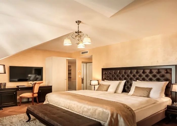 - By Liburnia & 4* Опатия